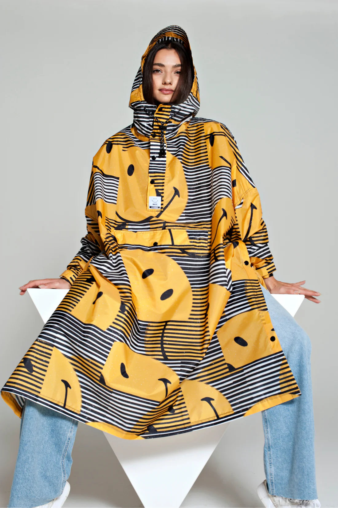 Rainkiss Poncho Sunset Smiley